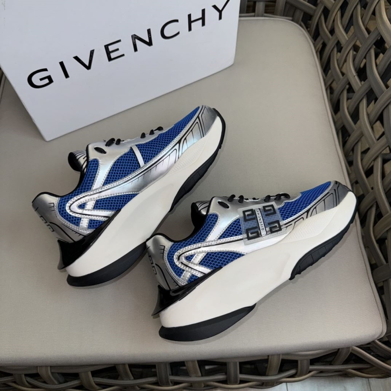 Givenchy Sneakers